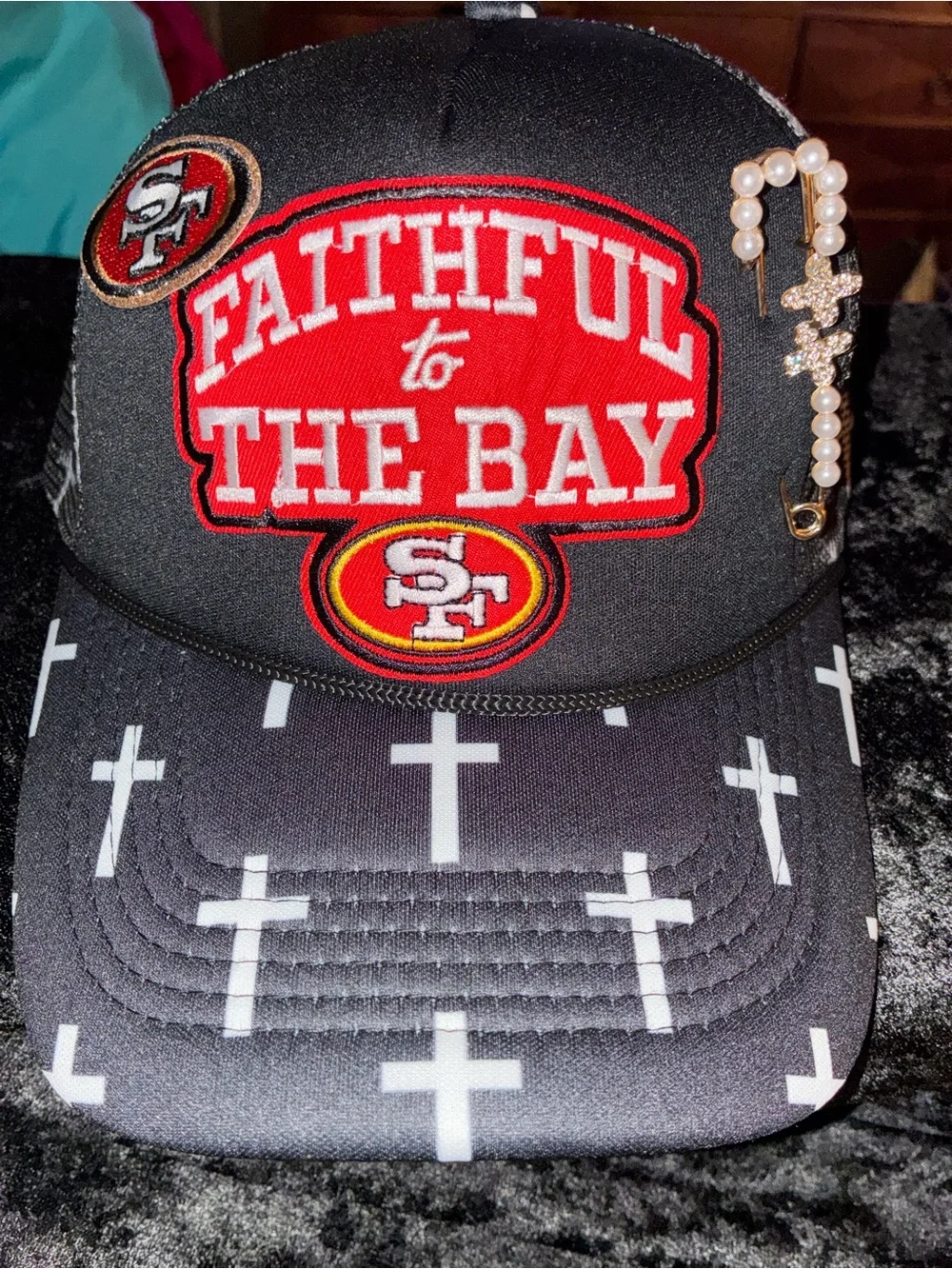 San Francisco Faithful to the Bay custom trucker hat small brim - Black & Red